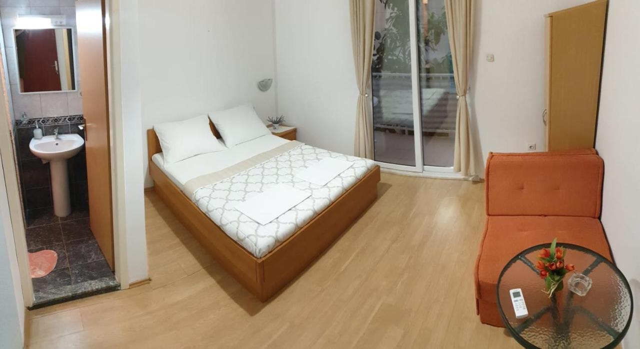 Apartments By The Sea Podaca, Makarska - 515 المظهر الخارجي الصورة