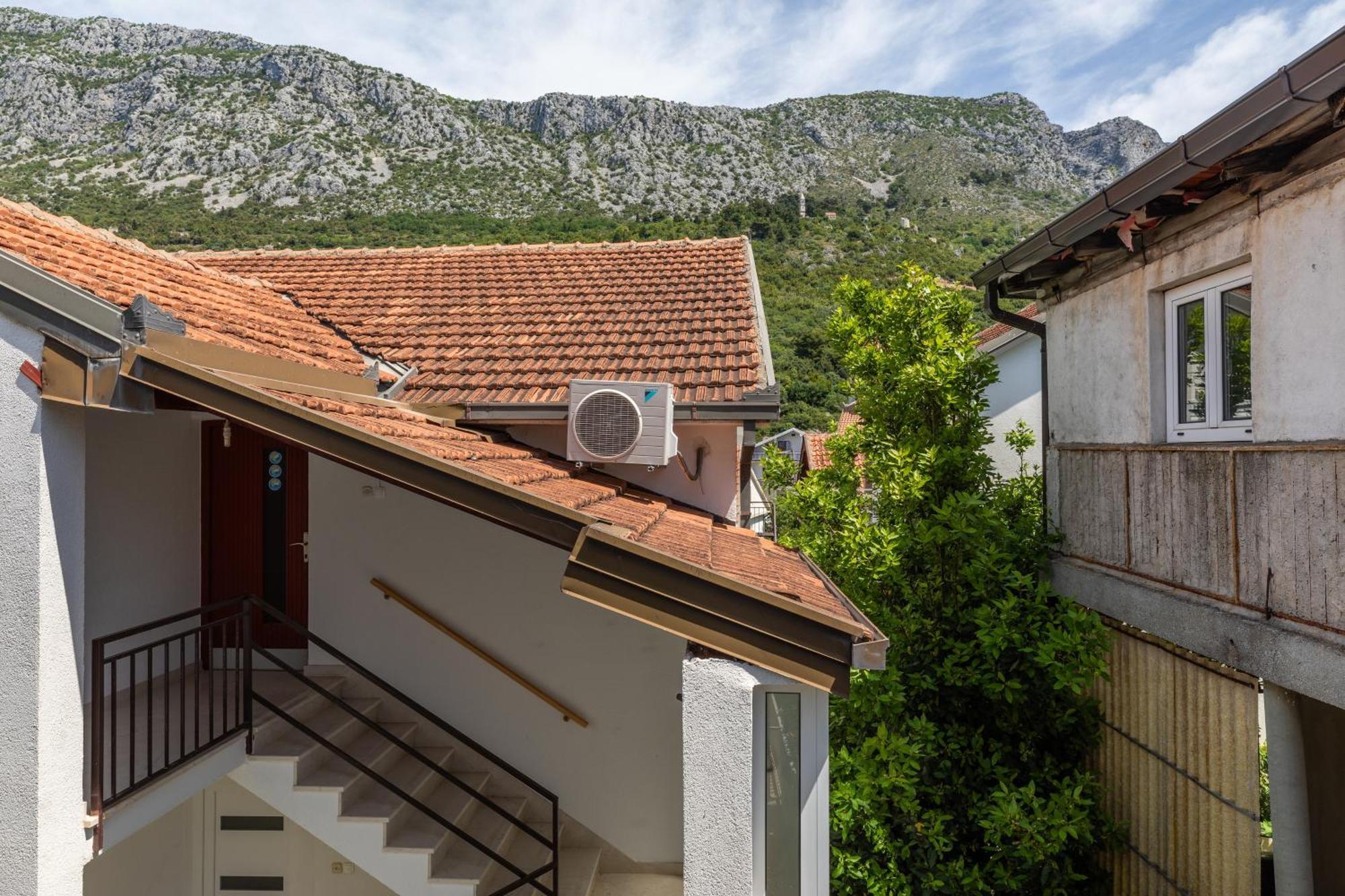 Apartments By The Sea Podaca, Makarska - 515 المظهر الخارجي الصورة