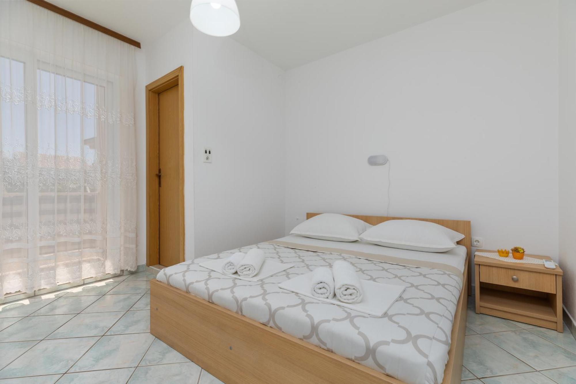 Apartments By The Sea Podaca, Makarska - 515 المظهر الخارجي الصورة