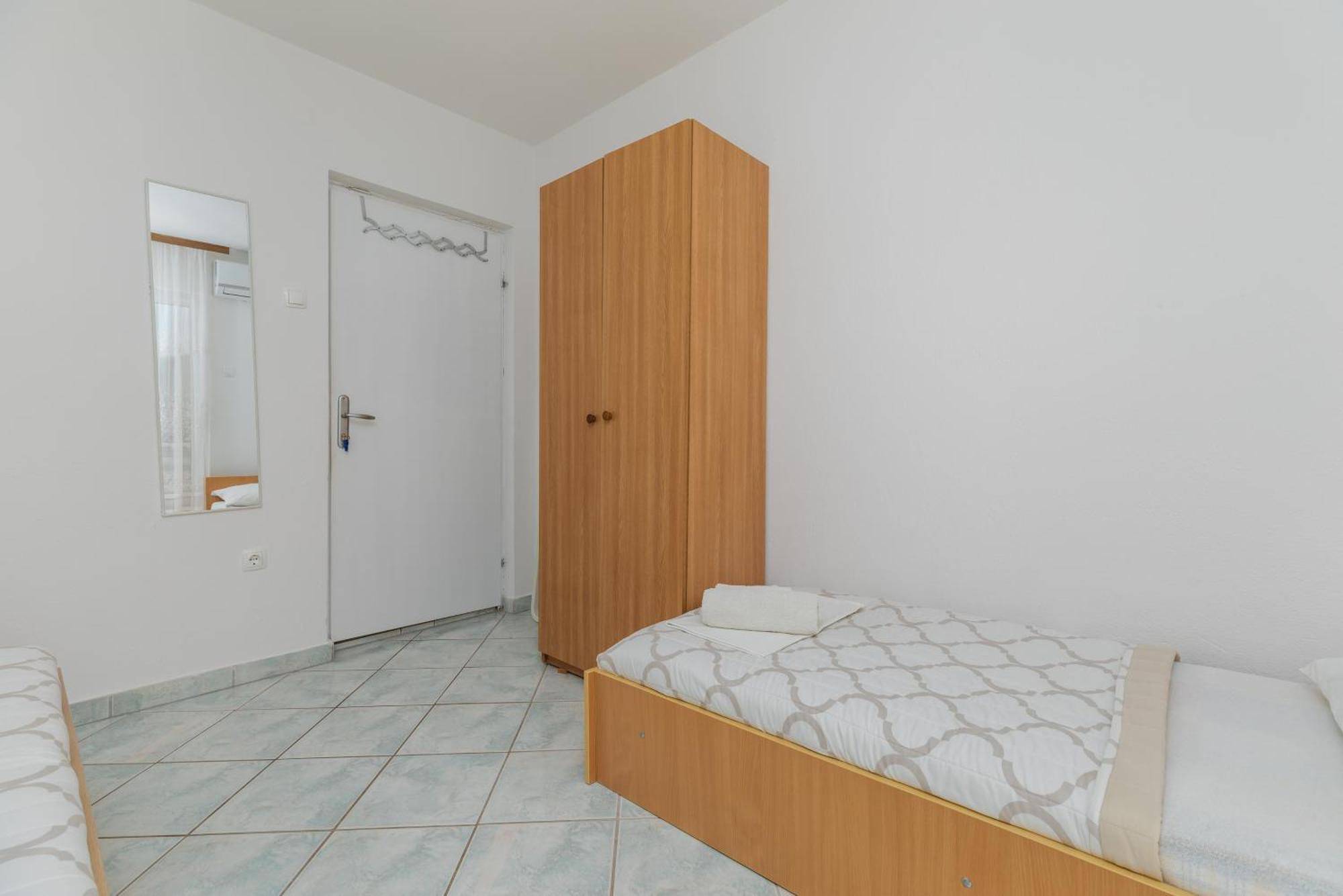 Apartments By The Sea Podaca, Makarska - 515 الغرفة الصورة
